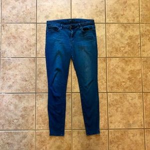 Joe’s Jeans Mid Rise Skinny